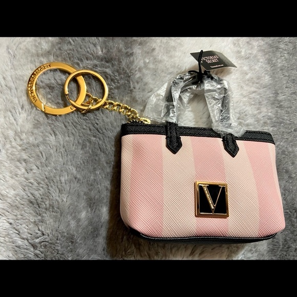 LAST ONE Victoria’s Secret Signature Stripe Mini Zip Pouch Keychain NWT Rare Nwt - Picture 3 of 4